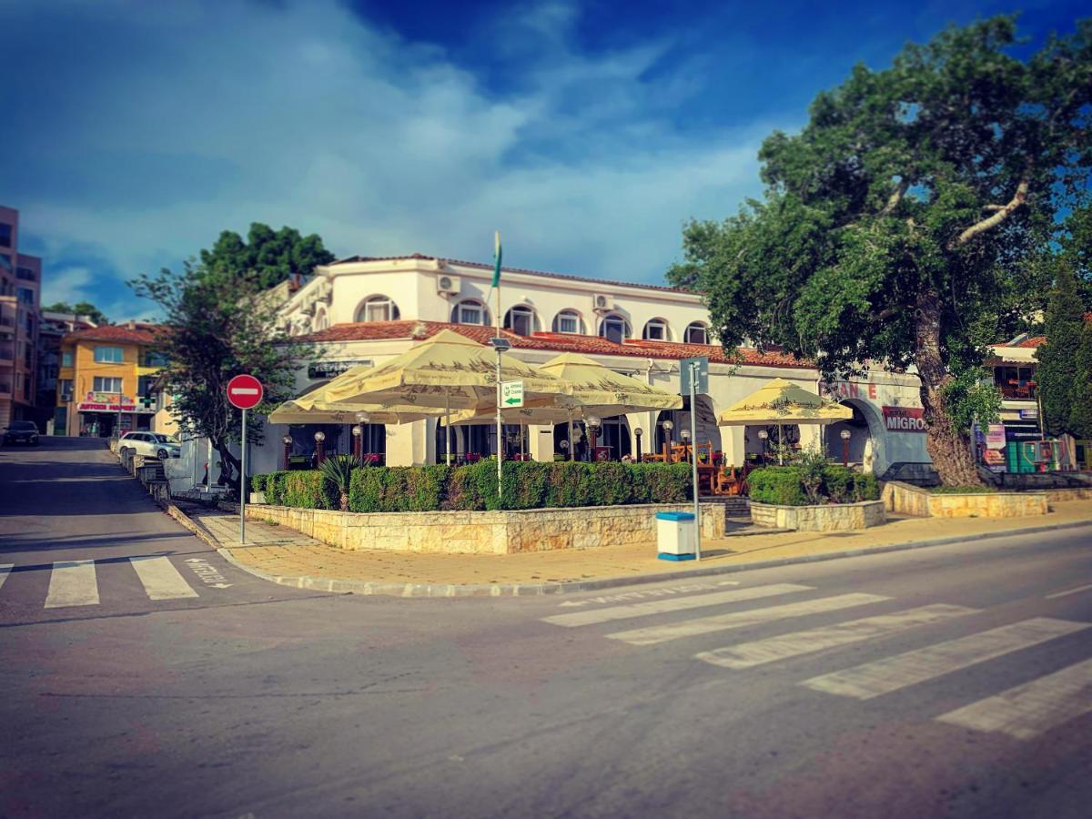 Sea Square Hotel Balchik Ngoại thất bức ảnh