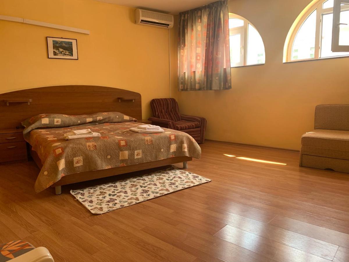 Sea Square Hotel Balchik Ngoại thất bức ảnh