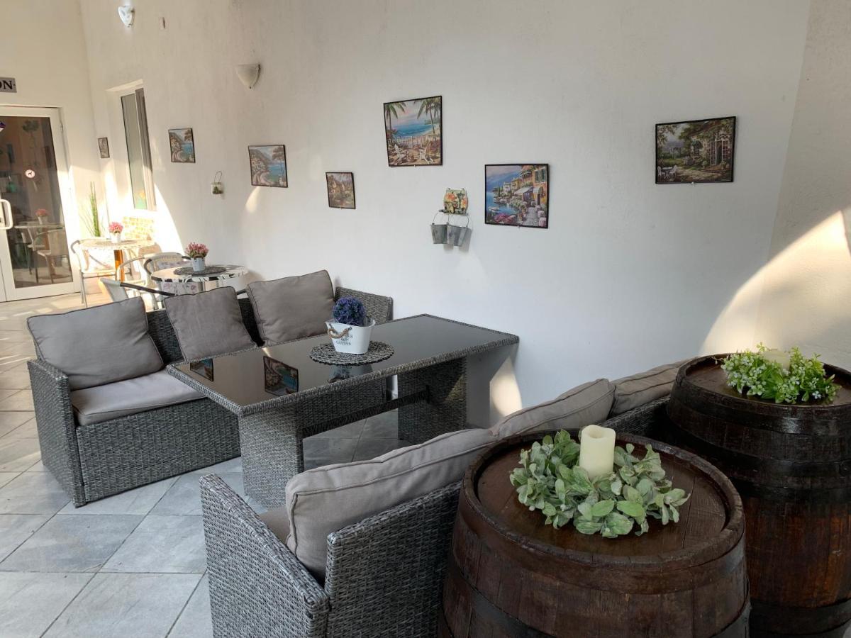 Sea Square Hotel Balchik Ngoại thất bức ảnh