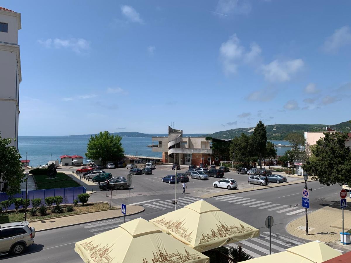 Sea Square Hotel Balchik Ngoại thất bức ảnh